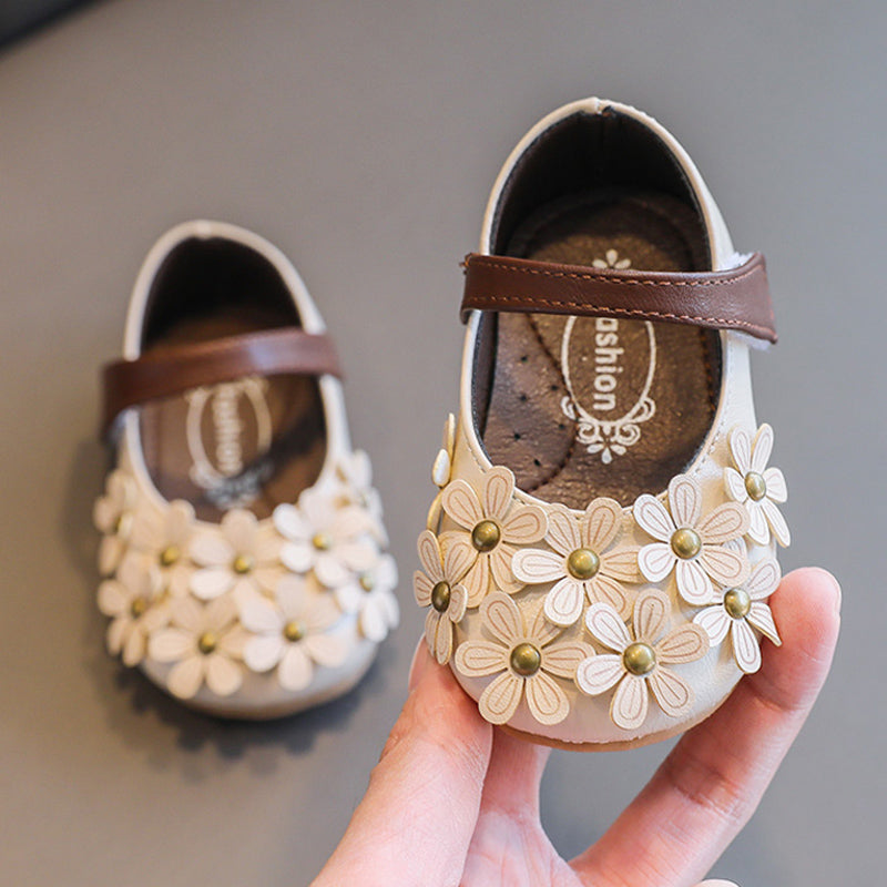 Yürümeye Başlayan Bebek Yumuşak Tabanlı Petal Ayakkabı