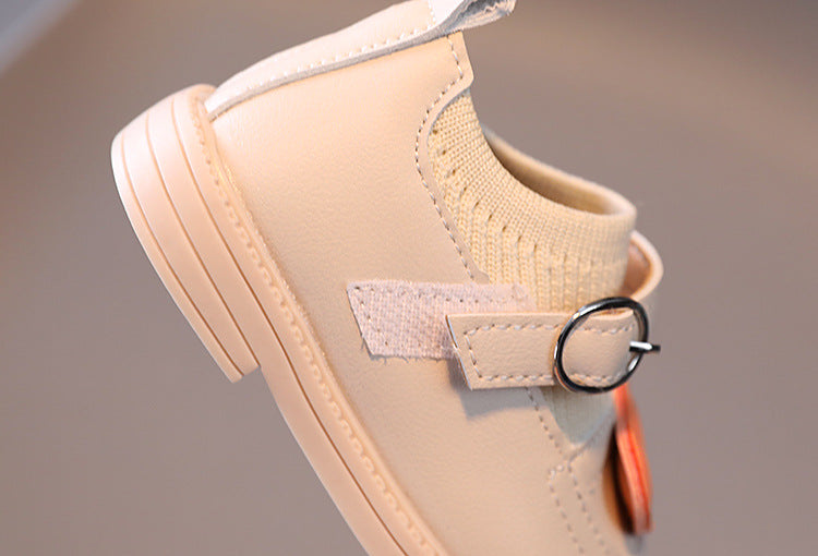 Kız Bebek Yumuşak Tabanlı Kalp Ayakkabı